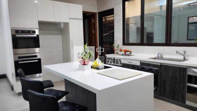 安平貴族至尊電梯雙車別墅房屋室內格局與周邊環境