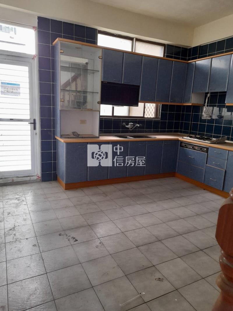 德興朝南獨院透天車墅房屋室內格局與周邊環境