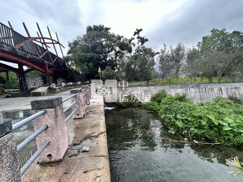 瑞穗興北段水圳單車道森林農地房屋室內格局與周邊環境