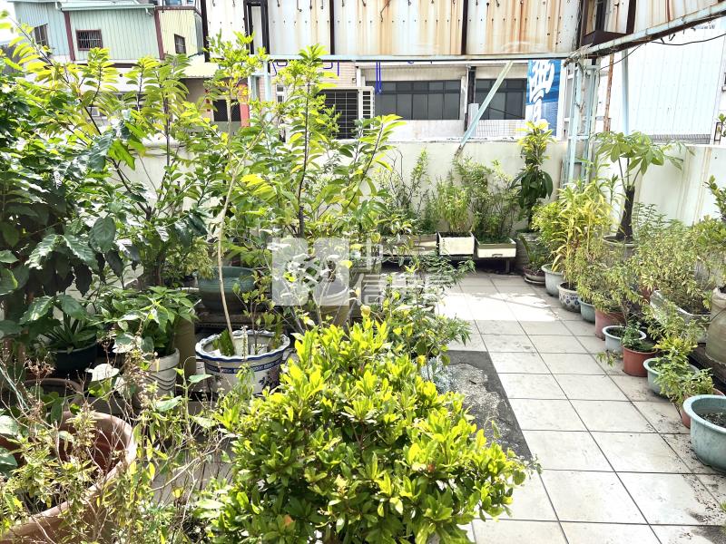 北區精華正西屯路透店房屋室內格局與周邊環境