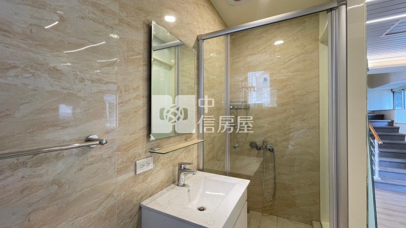 中科樓中樓四面採光雙車視野戶房屋室內格局與周邊環境