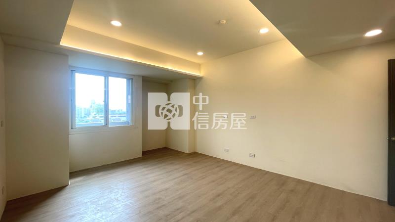中科樓中樓四面採光雙車視野戶房屋室內格局與周邊環境