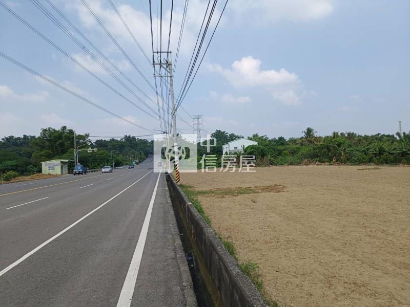 左鎮稀有大面寬農建地房屋室內格局與周邊環境