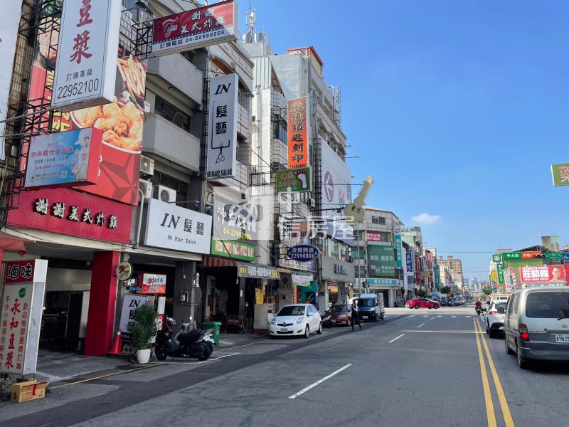漢口商圈滾金透天店面房屋室內格局與周邊環境