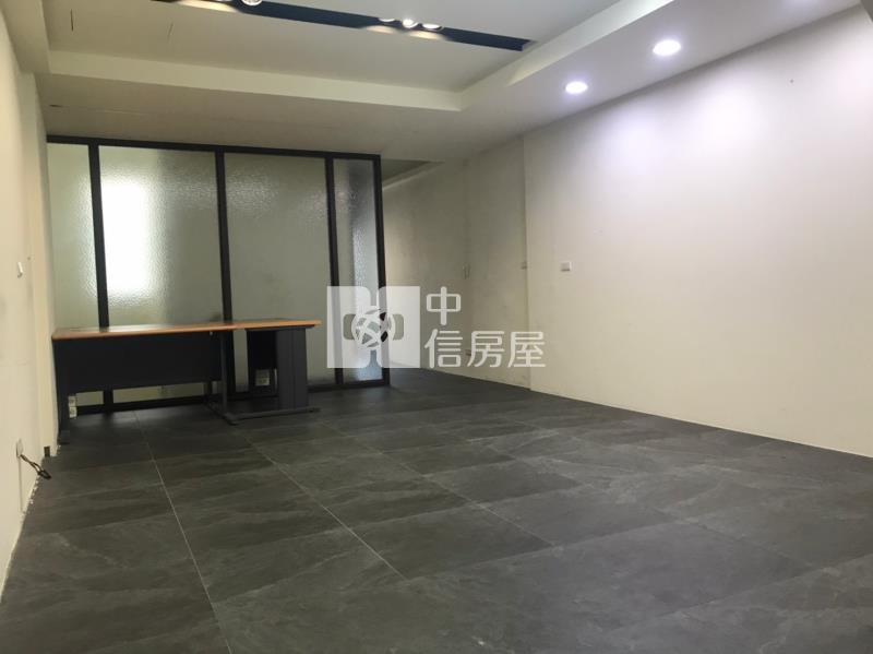 漢口商圈滾金透天店面房屋室內格局與周邊環境