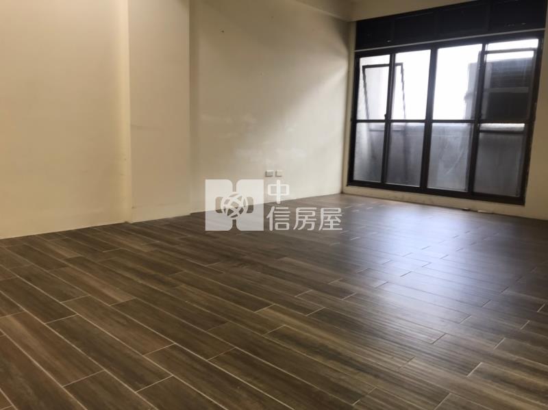 漢口商圈滾金透天店面房屋室內格局與周邊環境