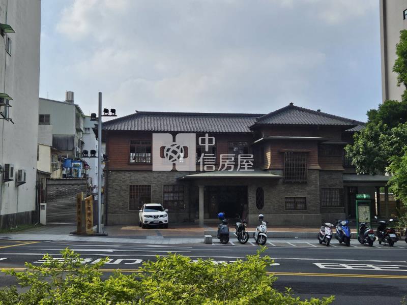 中西區孔廟商圈賺錢店面房屋室內格局與周邊環境
