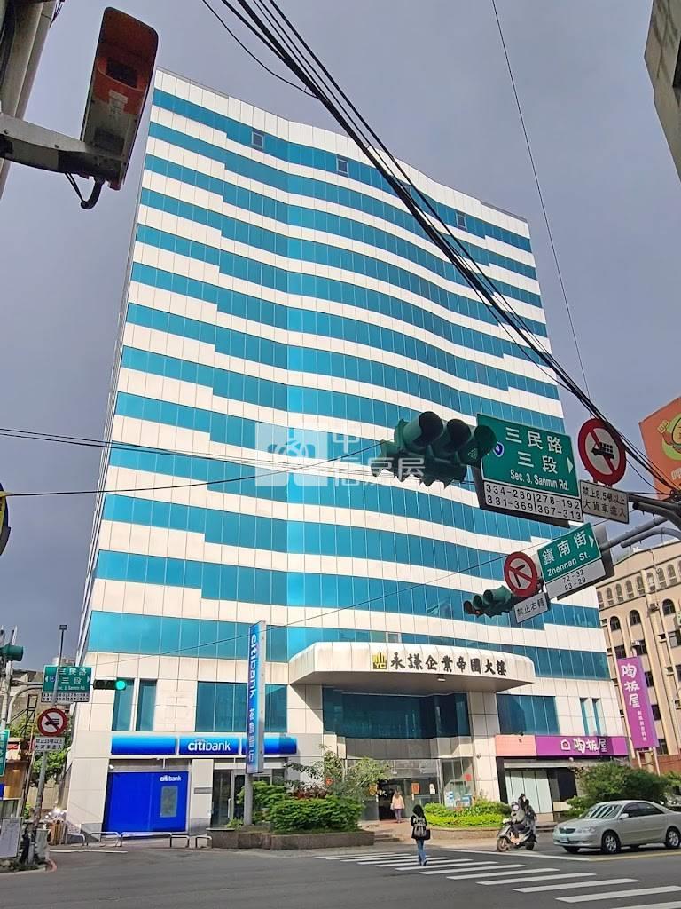 桃園市中心帝國店面房屋室內格局與周邊環境