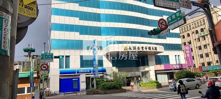 桃園市中心帝國店面房屋室內格局與周邊環境