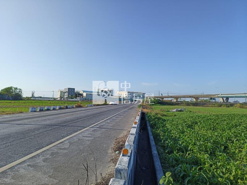 學甲12米路美農地(2)房屋室內格局與周邊環境