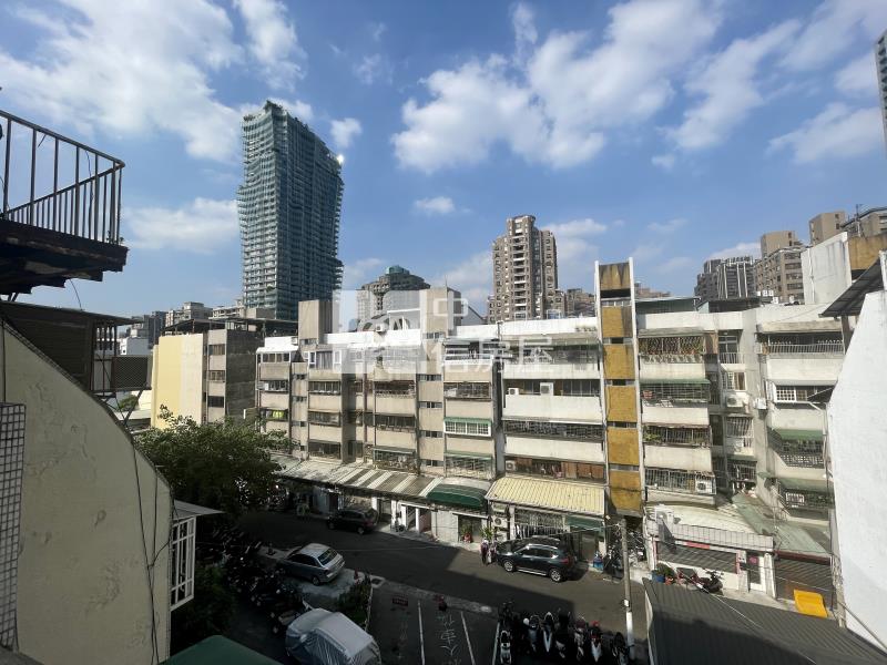 美術館邊間三房雙衛浴美寓房屋室內格局與周邊環境