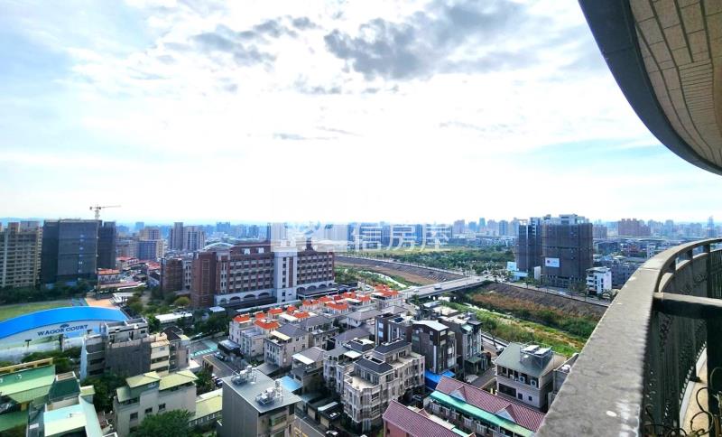 登陽仰峰朝南四房雙車景觀戶房屋室內格局與周邊環境