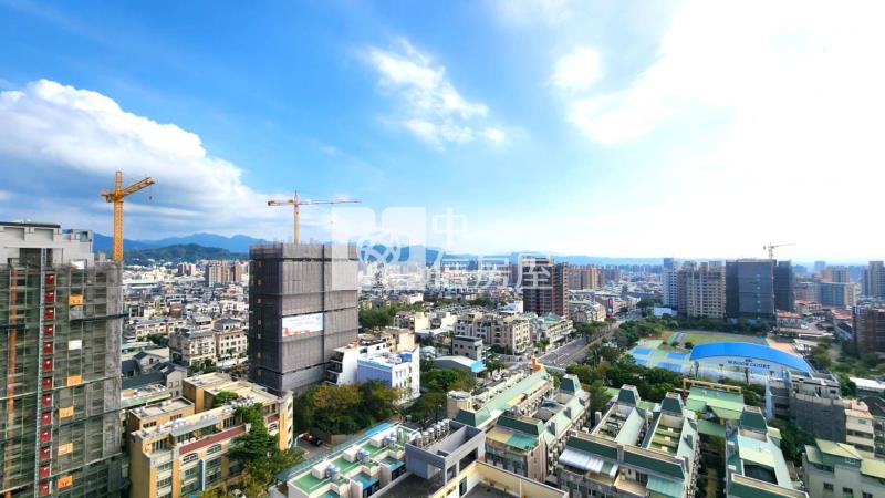 登陽仰峰朝南四房雙車景觀戶房屋室內格局與周邊環境