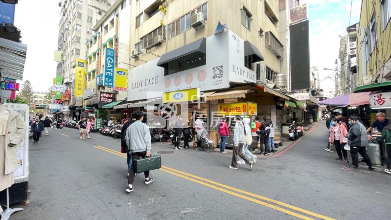 正一中街巷內高投報三樓四套房屋室內格局與周邊環境