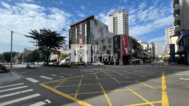 正公益路五期精華純辦高樓平車房屋室內格局與周邊環境