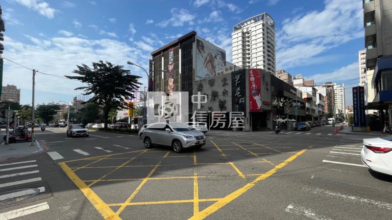 正公益路五期精華純辦高樓平車房屋室內格局與周邊環境
