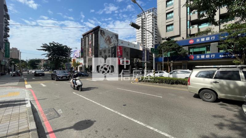 正公益路五期精華純辦高樓平車房屋室內格局與周邊環境