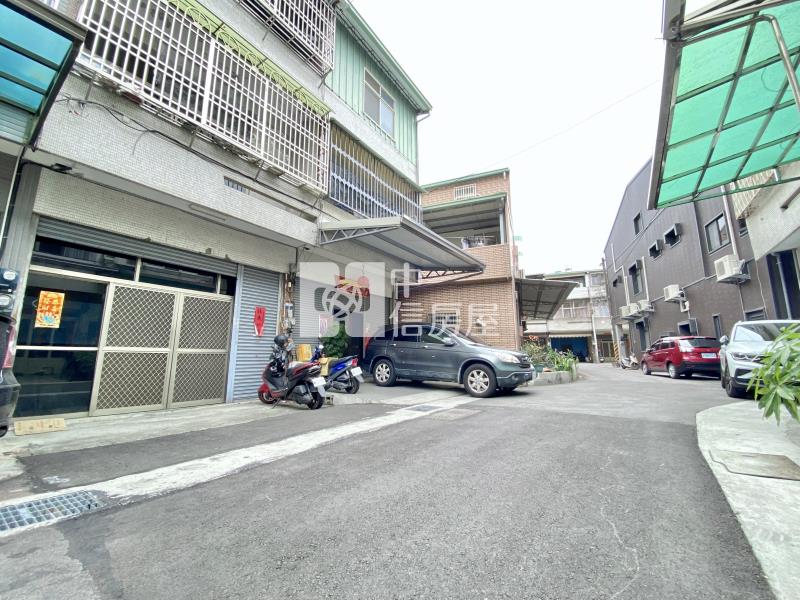環保公園74旁大新雙學區門前停車低總價透天房屋室內格局與周邊環境