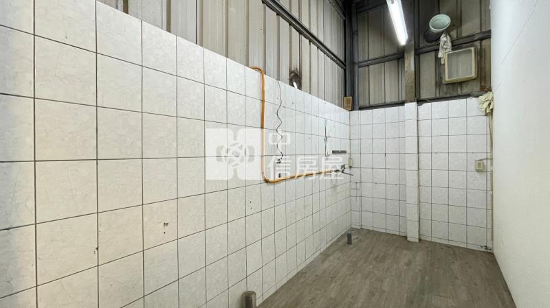 一點利大地坪三角窗房屋室內格局與周邊環境