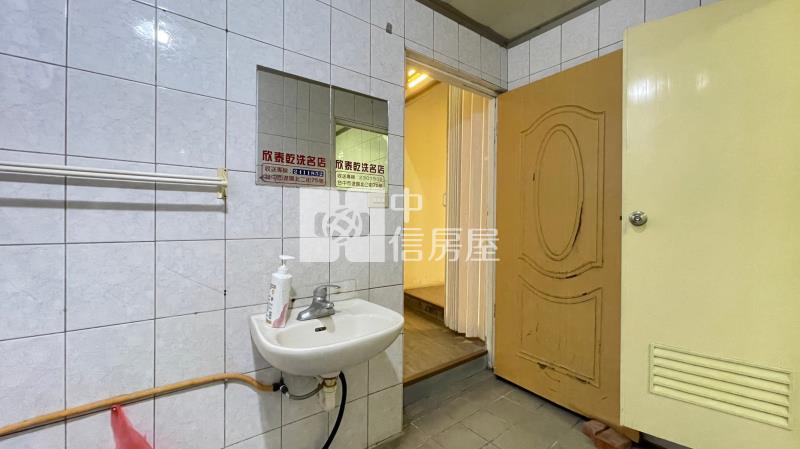 一點利大地坪三角窗房屋室內格局與周邊環境
