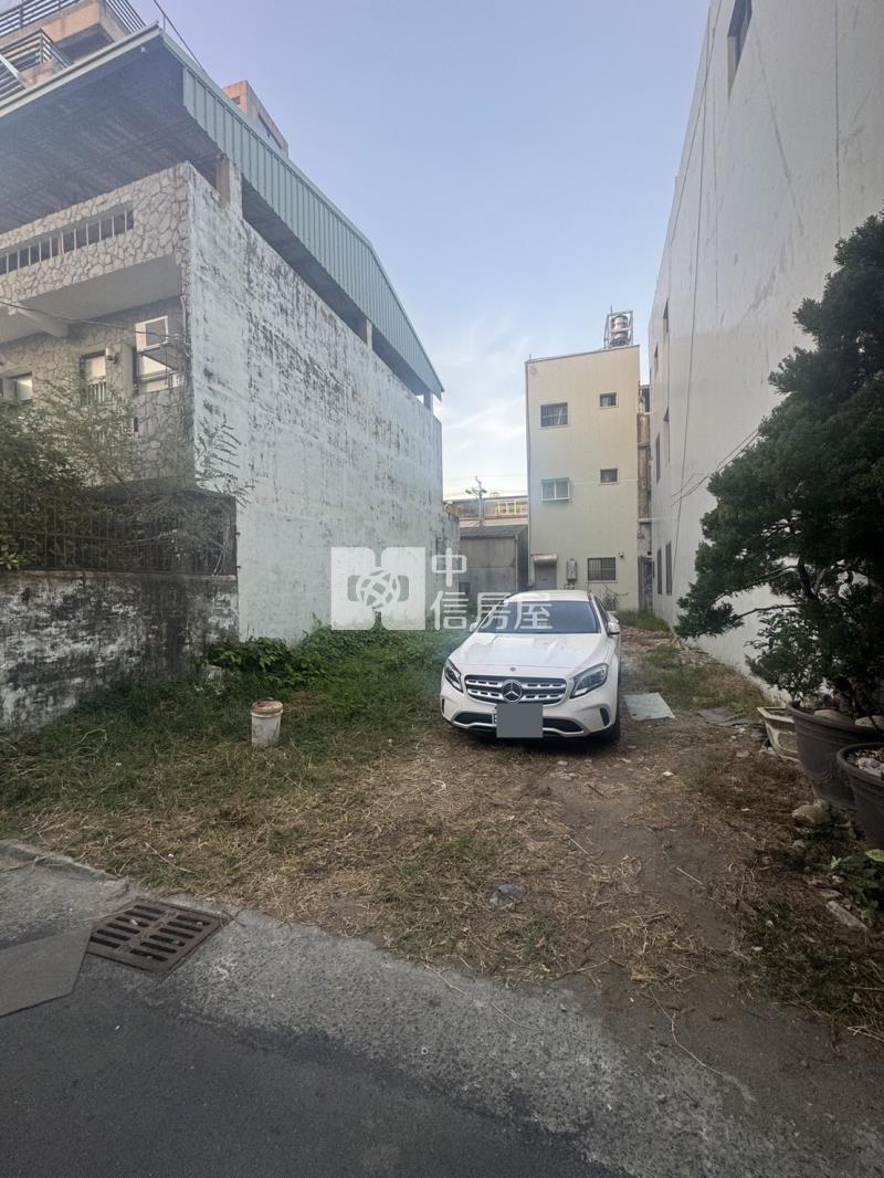 低總價南屯楓樹建地房屋室內格局與周邊環境