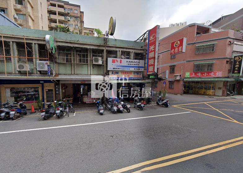【奔馳】奉化路透天店面房屋室內格局與周邊環境