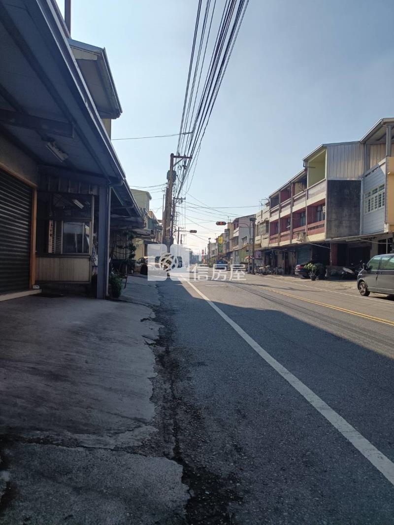 東和市區建地1房屋室內格局與周邊環境