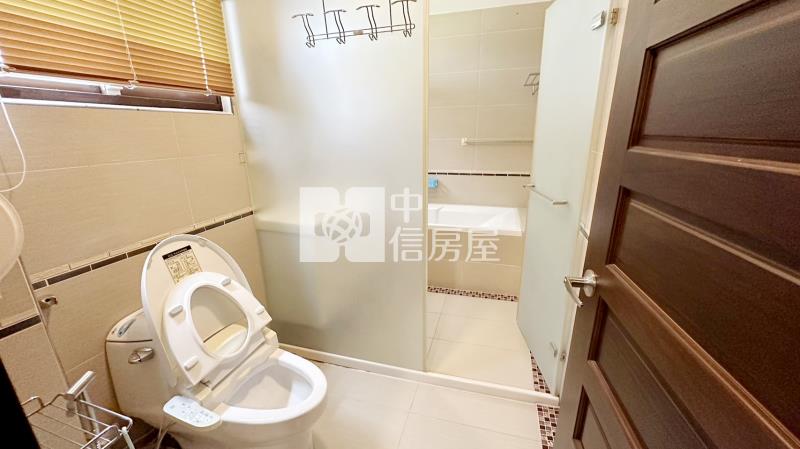 陽光米蘭朝南車墅(2)房屋室內格局與周邊環境