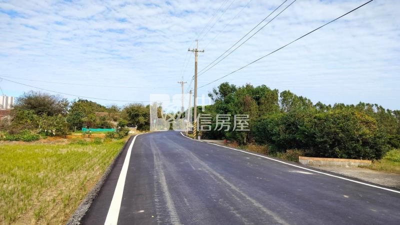 新屋臨路美農地房屋室內格局與周邊環境