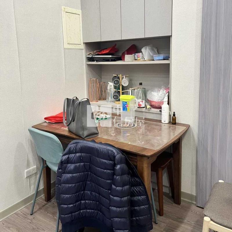 冠綸大國一樓美3房房屋室內格局與周邊環境