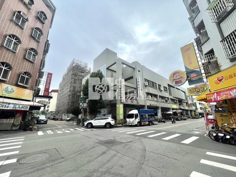 董ㄟ起家厝 福安市場臨路透天金店面房屋室內格局與周邊環境