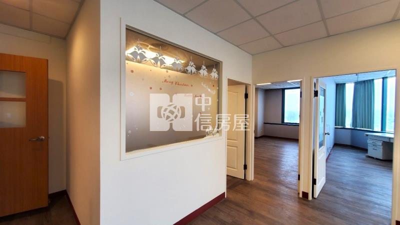 文心路四段角間高樓視野純辦房屋室內格局與周邊環境