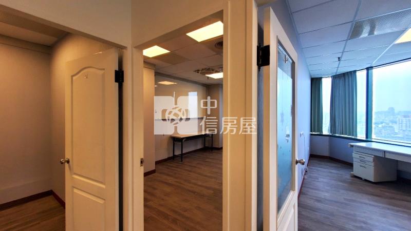 文心路四段角間高樓視野純辦房屋室內格局與周邊環境
