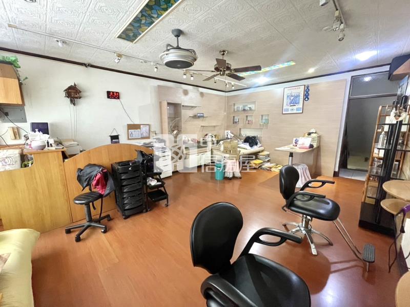 董ㄟ起家厝 福安市場臨路透天金店面房屋室內格局與周邊環境