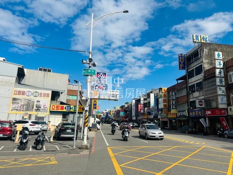 八德介壽路旁工業用地房屋室內格局與周邊環境