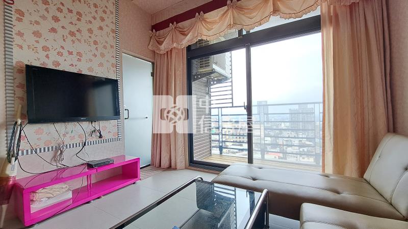 溫泉源頭挑高湯屋房屋室內格局與周邊環境