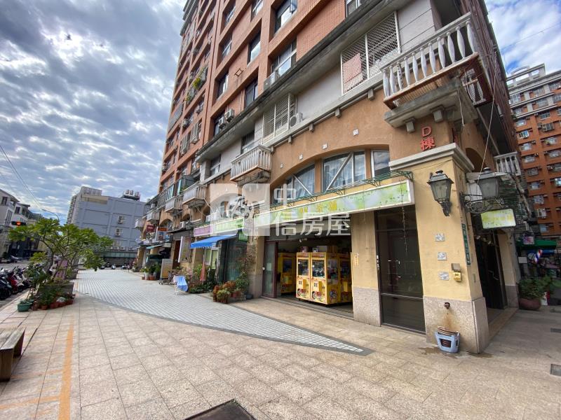 工學商圈黃金收租店面加車位房屋室內格局與周邊環境