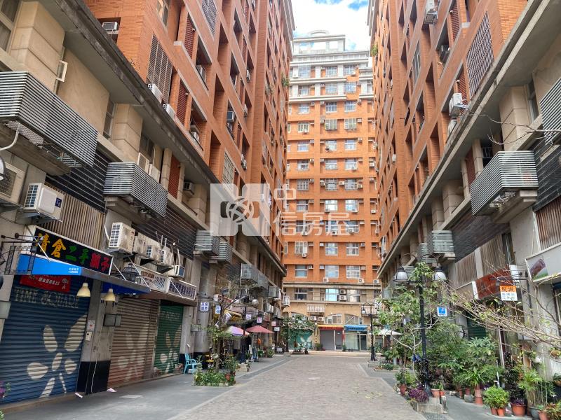 工學商圈黃金收租店面加車位房屋室內格局與周邊環境