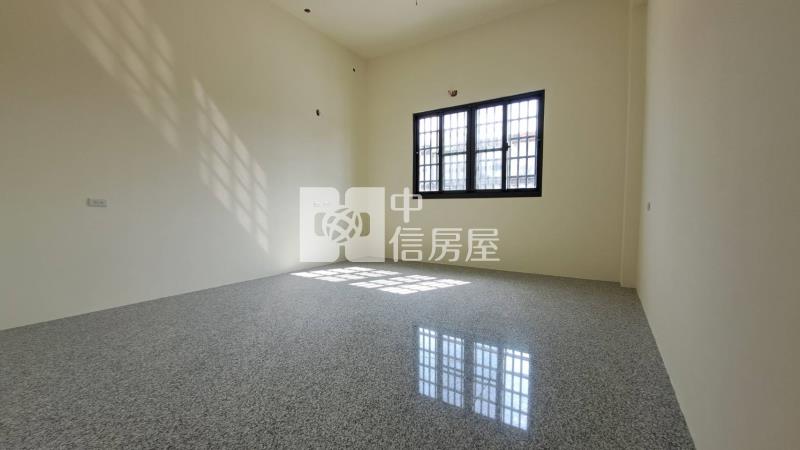 雷厝全新透天房屋室內格局與周邊環境