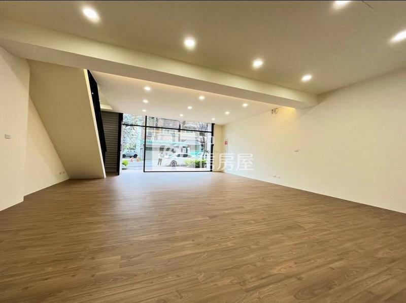平鎮國中大面寬1+2樓店面(中信卓越團隊)房屋室內格局與周邊環境