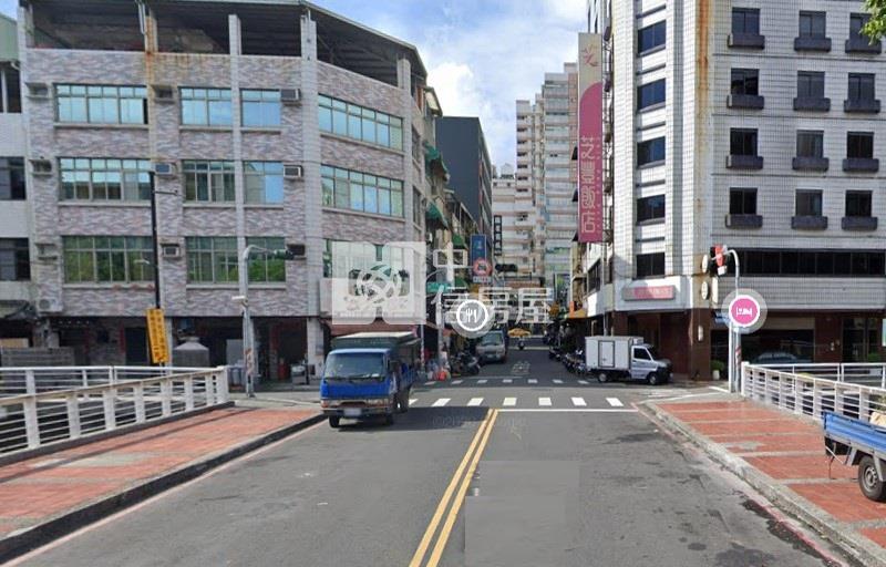火車站前邊間大透天金店面房屋室內格局與周邊環境