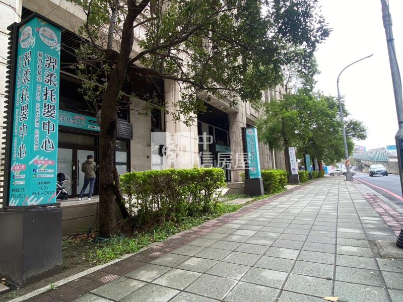 關埔重劃區大面寬收租金店1房屋室內格局與周邊環境