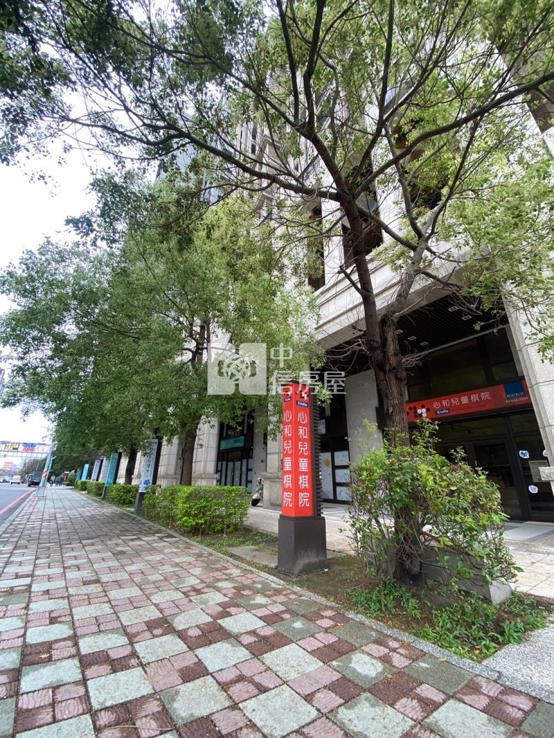 關埔重劃區大面寬收租金店5房屋室內格局與周邊環境