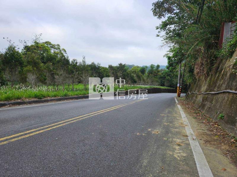 (專任)明德水庫南岸休閒農場房屋室內格局與周邊環境