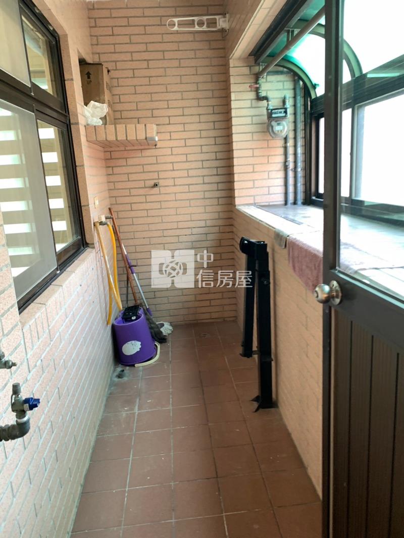 竹企御品4房車房屋室內格局與周邊環境