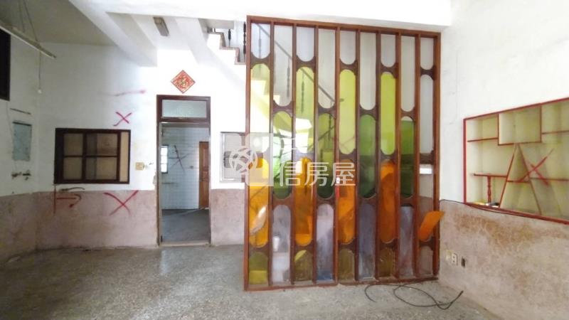 近嘉藥面寬朝南低總價透天房屋室內格局與周邊環境