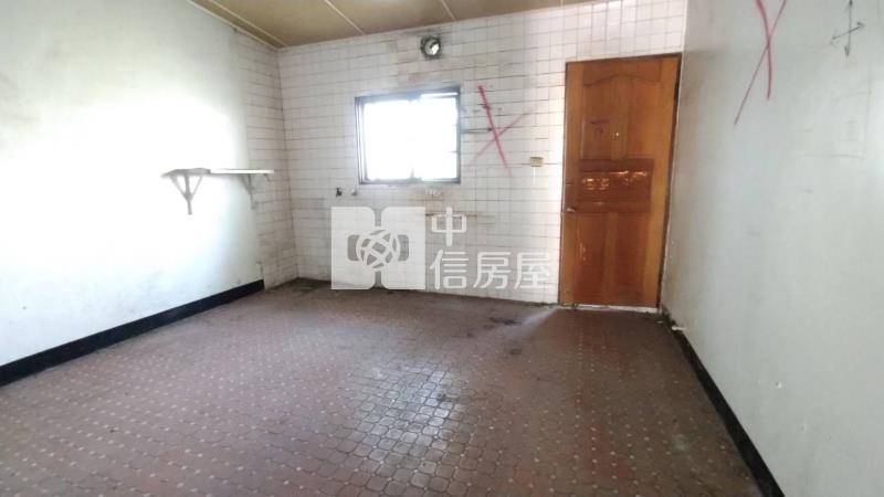 近嘉藥面寬朝南低總價透天房屋室內格局與周邊環境