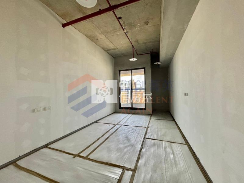 中悅瑰麗全新高樓景觀宅房屋室內格局與周邊環境