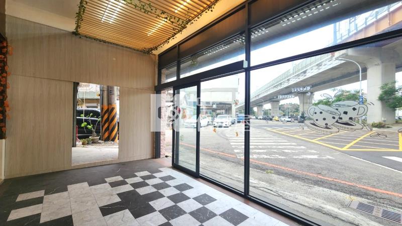 三角窗五權車站15米大面寬角店房屋室內格局與周邊環境