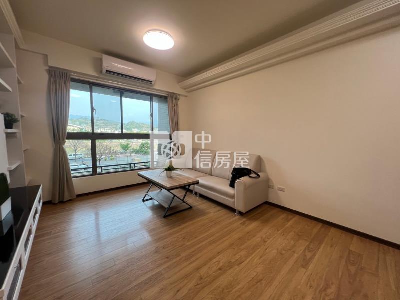 輕屋齡平車美三房房屋室內格局與周邊環境